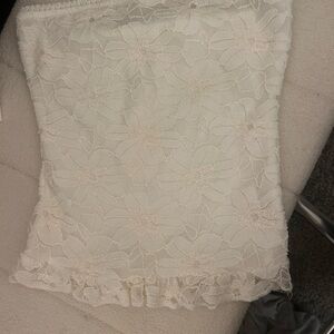 Thirty / Thirty Cream Lace Floral Tube Top